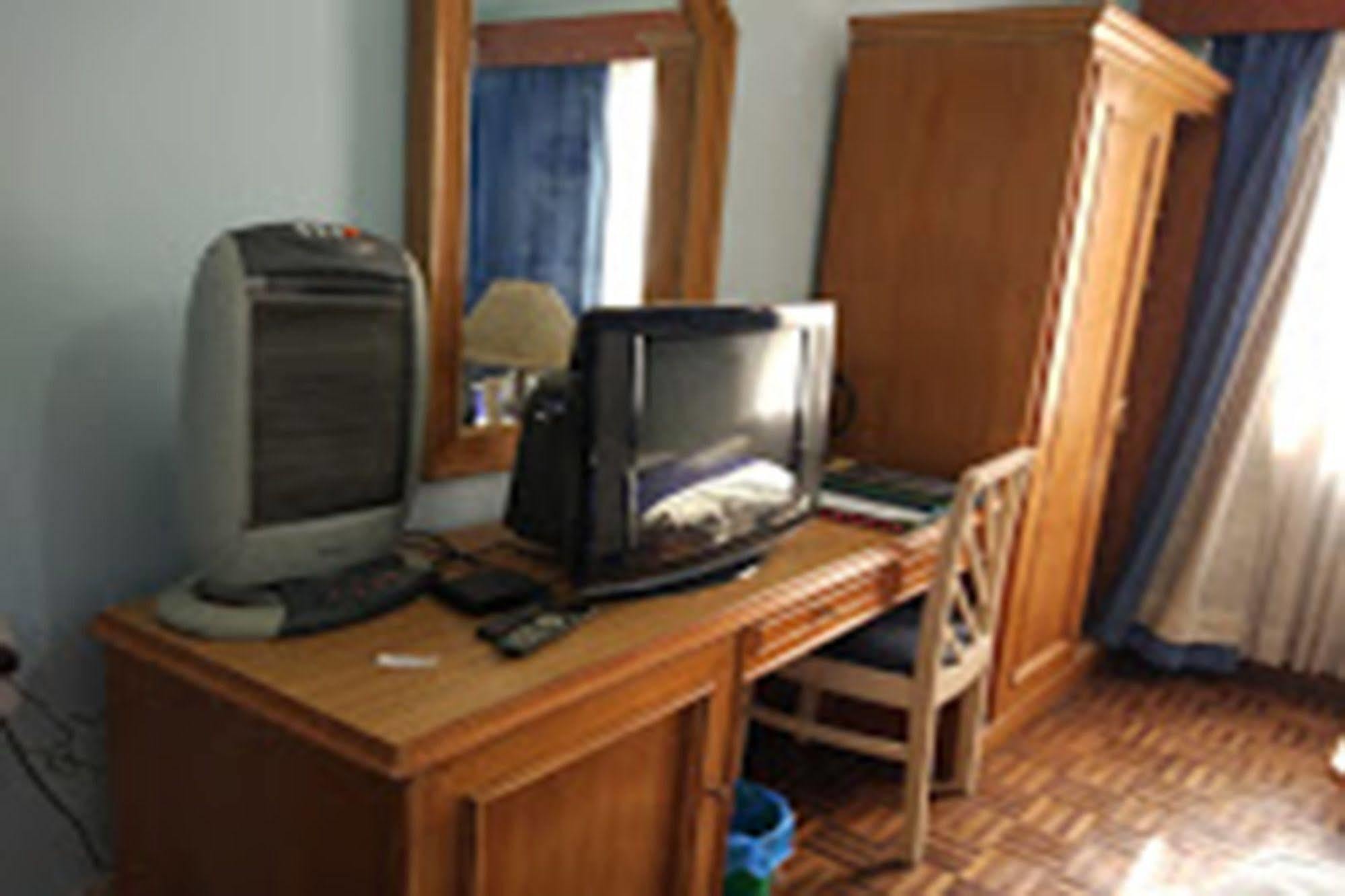 Hotel Clarion Jawalakhel Lalitpur Buitenkant foto